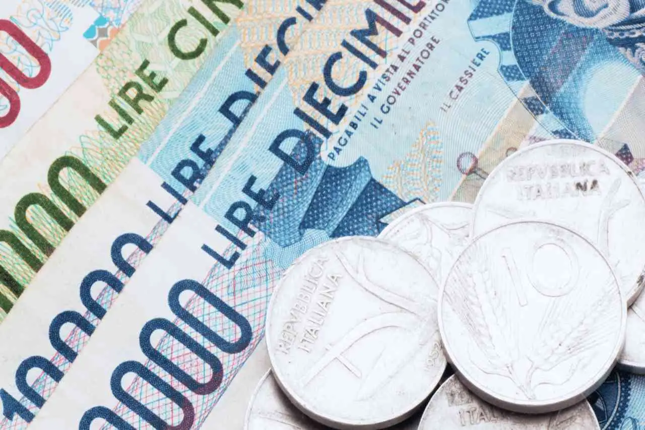 Cosa succede se hai lire ancora in ottimo stato? Ecco quanto aumenta il valore