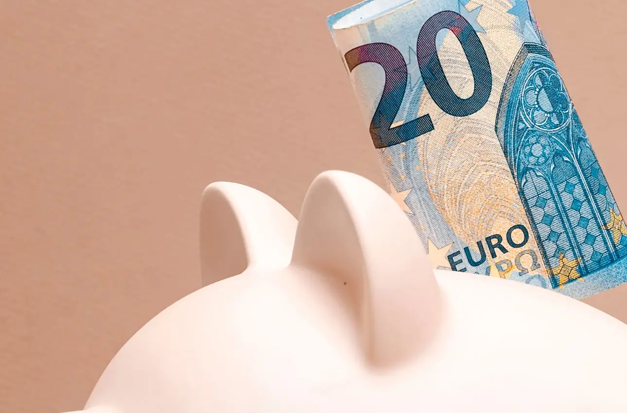 Hai 50.000 euro in banca? Ecco quanti italiani hanno questa cifra e se sei nella media